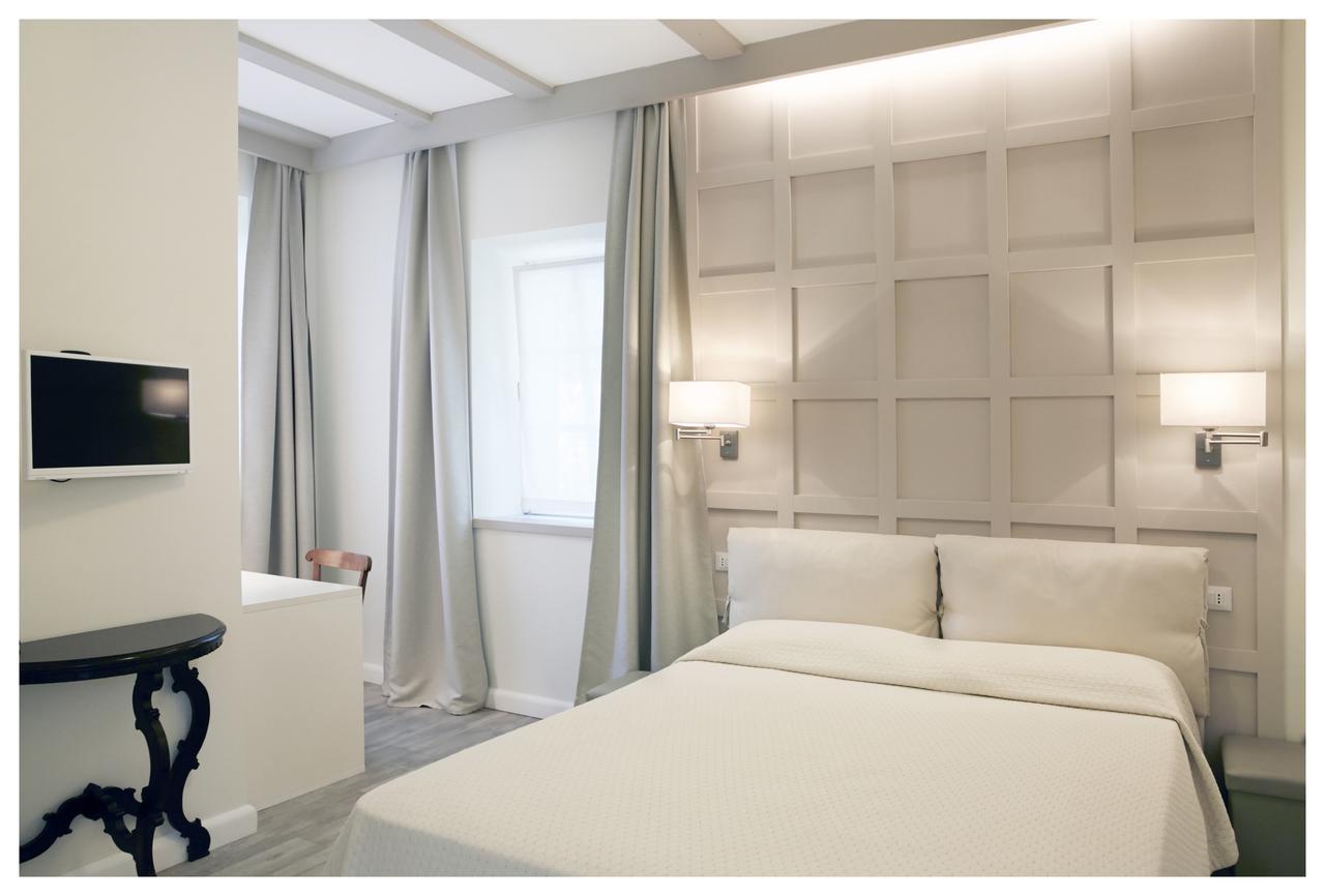 Cava Manara Relais Torre Dei Torti - Luxury Bed And Breakfast מראה חיצוני תמונה